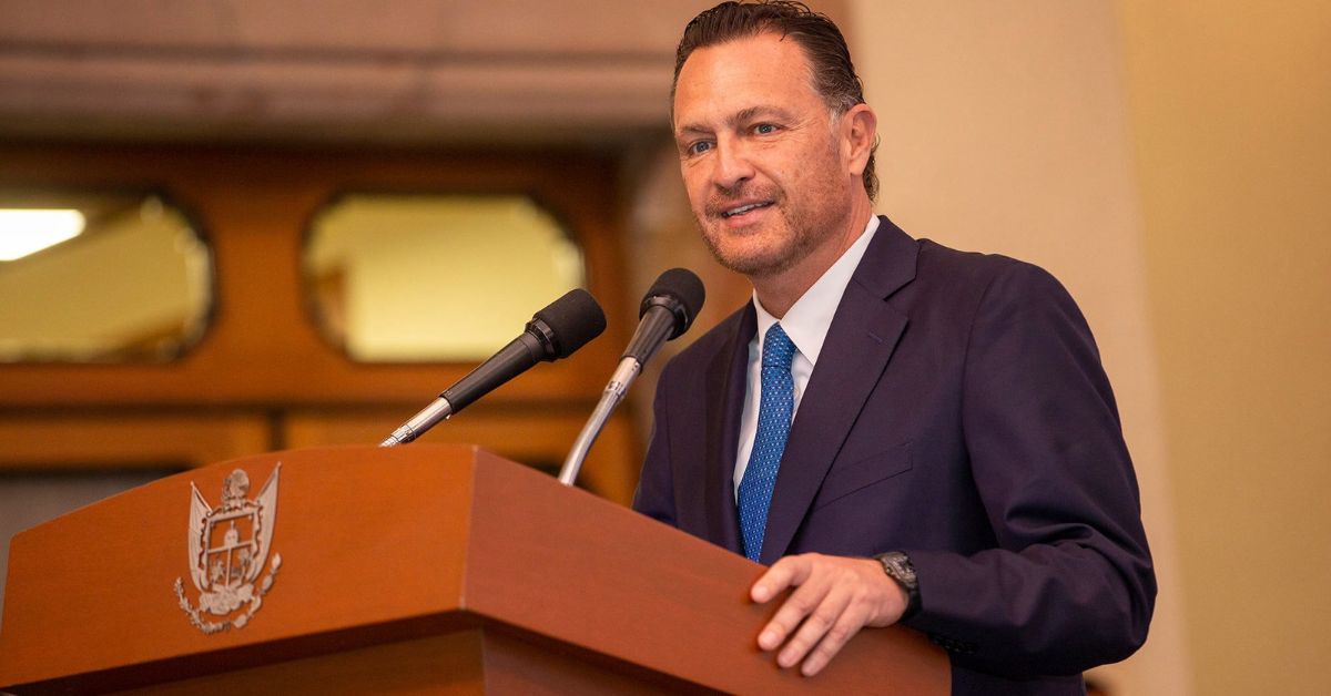 Mauricio Kuri, un año de logros y retos