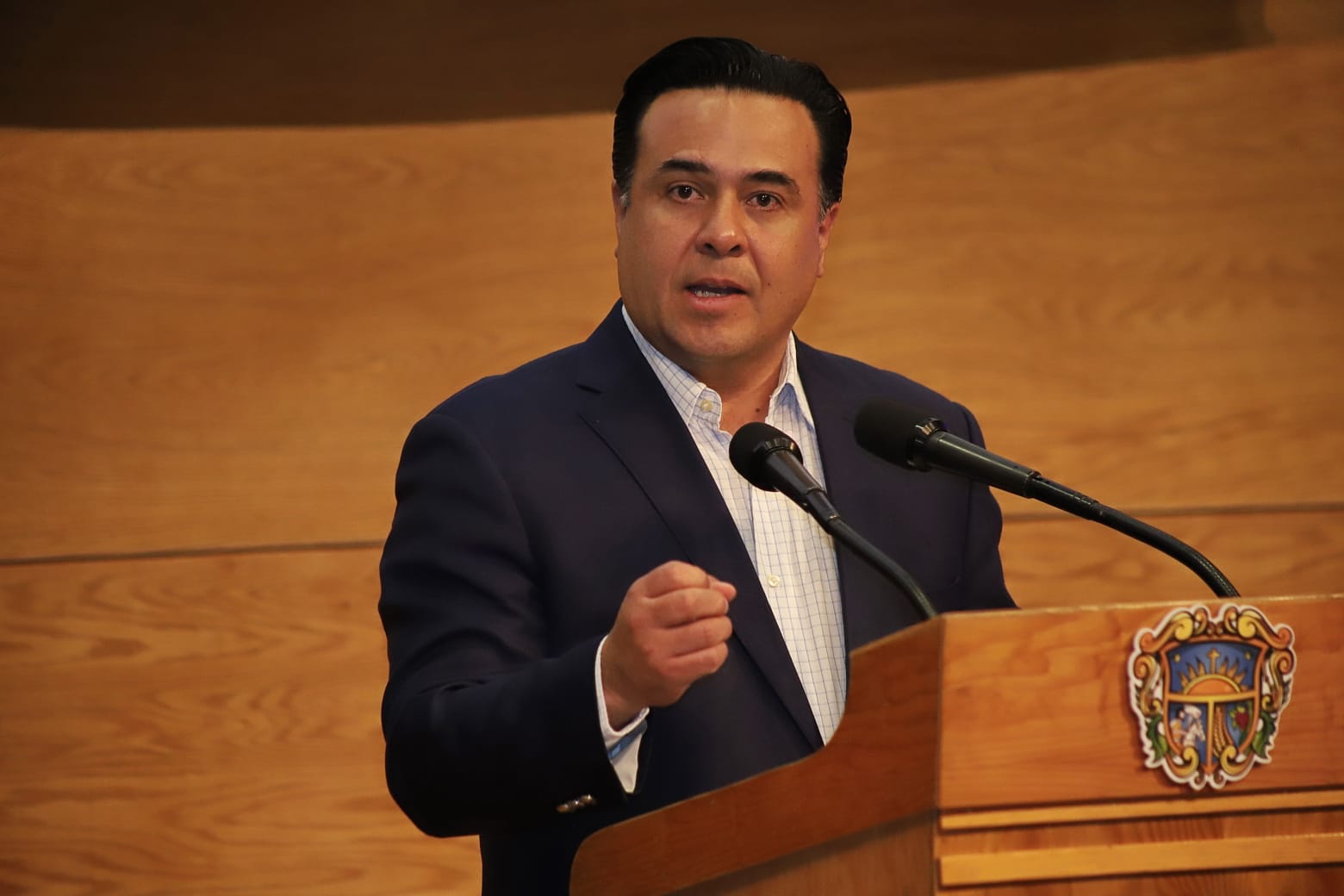 El 90% del recurso invertido en obras prioritarias es propio, dijo Nava.