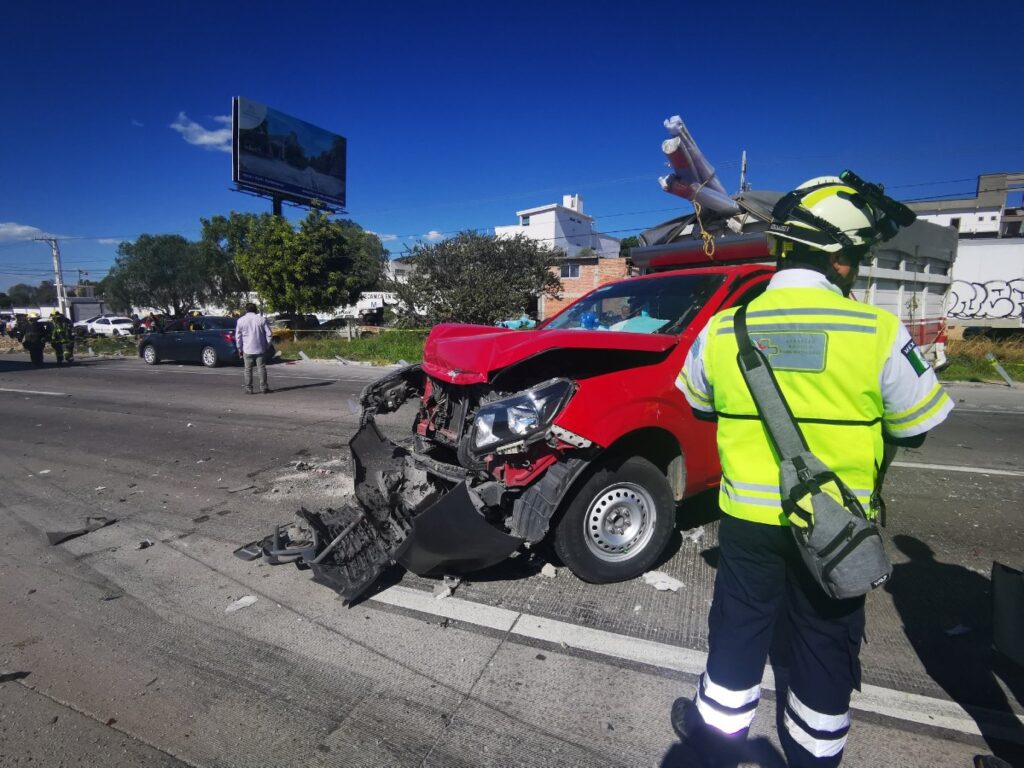 Piden endurecer penas por accidentes en la autopista México-Querétaro
